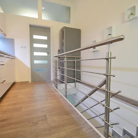Apartmany Jizdarenska Karlovy Vary Exterior photo